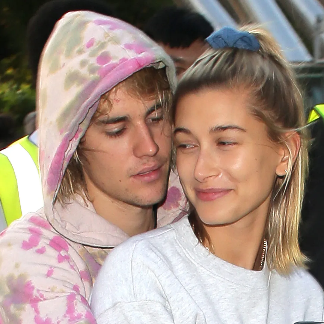 Hailey Bieber Biography, Wiki, Age, Height, Boyfriend & More 2 Hailey Bieber and Justin Bieber together