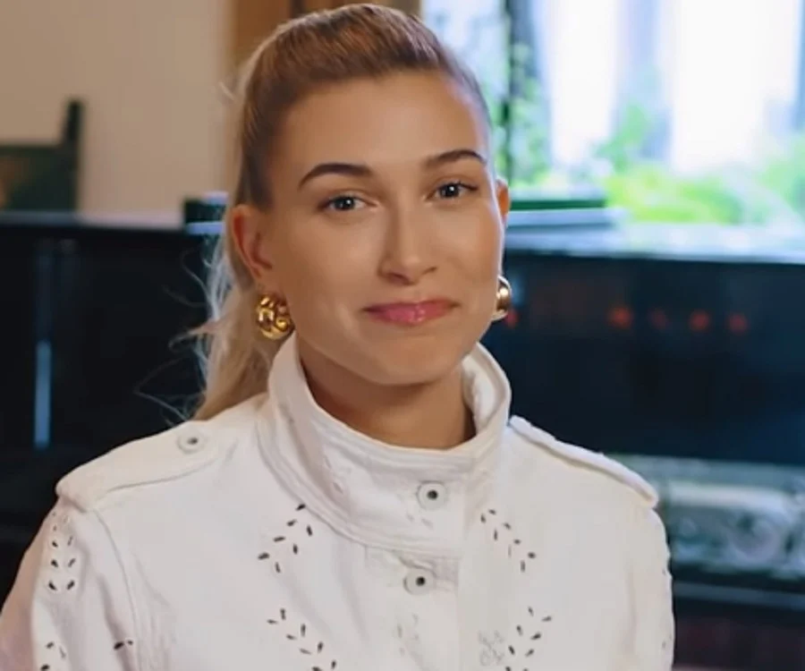 Hailey Bieber Biography, Wiki, Age, Height, Boyfriend & More 3 Hailey Bieber Bio